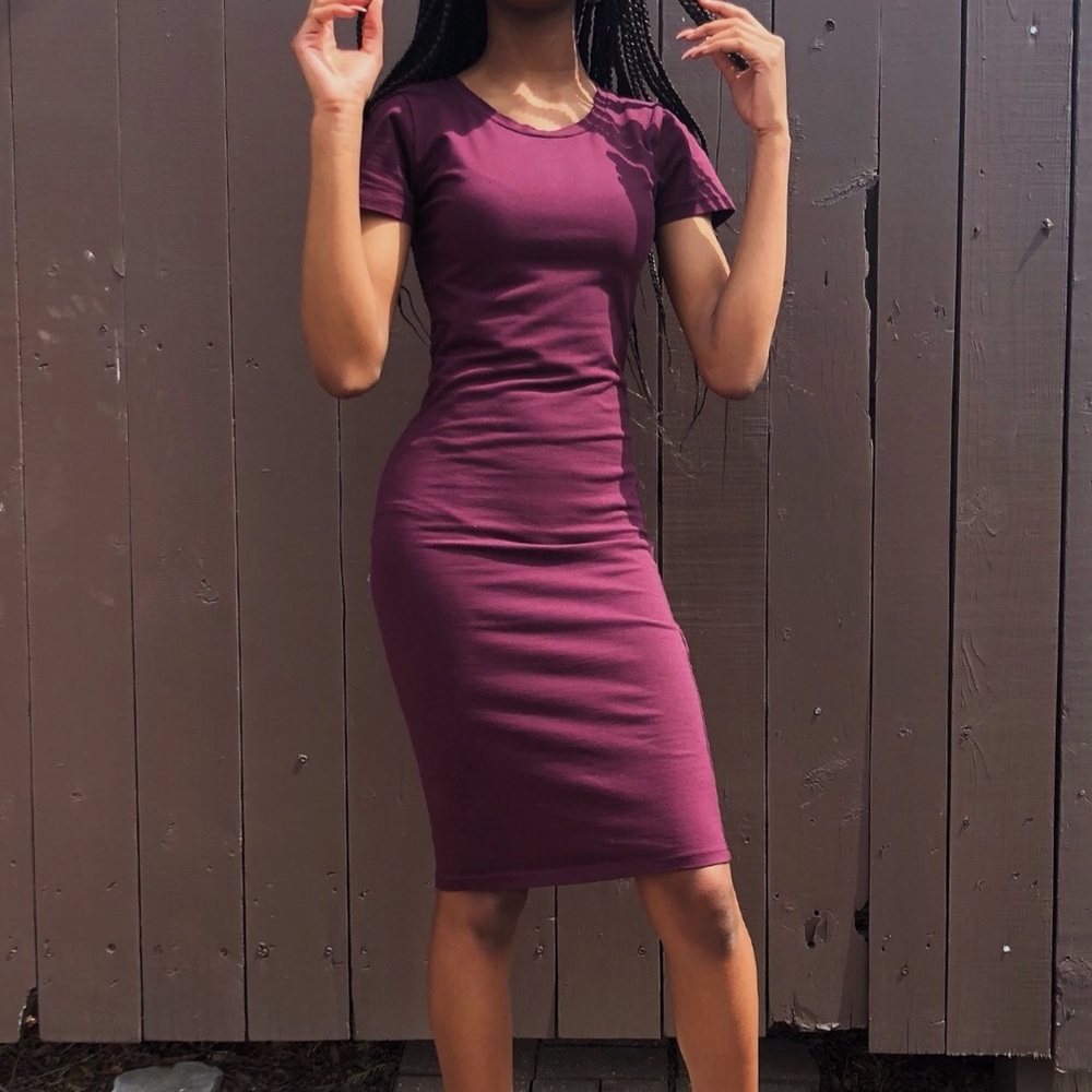 plum bodycon midi dress